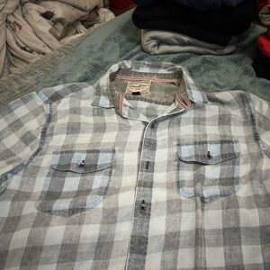 Men's Casual Button Down Plaid Shirt
